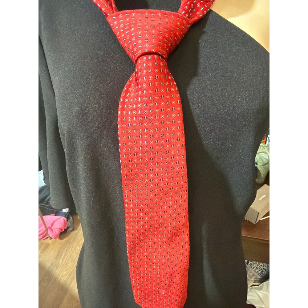 Christian Dior Mens Red Geometric Silk Blend Medallion Necktie Woven‎ in Italy